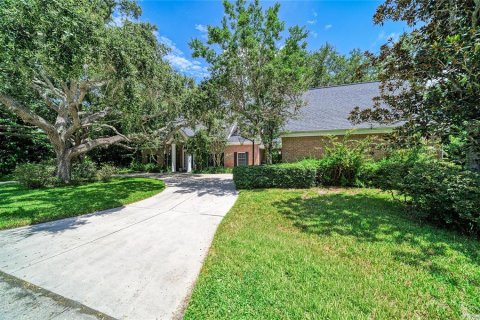 Купить виллу или дом в Брейдентон, Флорида 9 комнат, 325.07м2, № 2313224 - фото 7