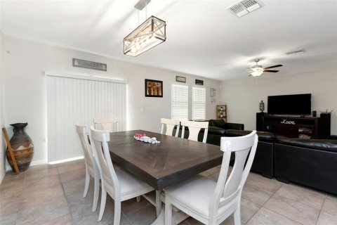 Casa en venta en Ruskin, Florida, 6 dormitorios, 312.34 m2 № 1721042 - foto 14