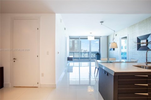 Condo in Miami, Florida, 2 bedrooms  № 2053075 - photo 6
