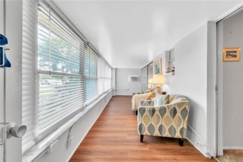 Condominio en venta en Saint Petersburg, Florida, 2 dormitorios, 104.05 m2 № 1915387 - foto 10