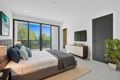 Купить виллу или дом в Майами, Флорида 3 спальни, № 2056374 - фото 10