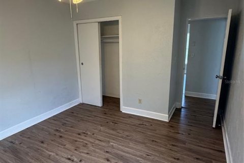 House in Saint Petersburg, Florida 2 bedrooms, 92.72 sq.m. № 1766076 - photo 11
