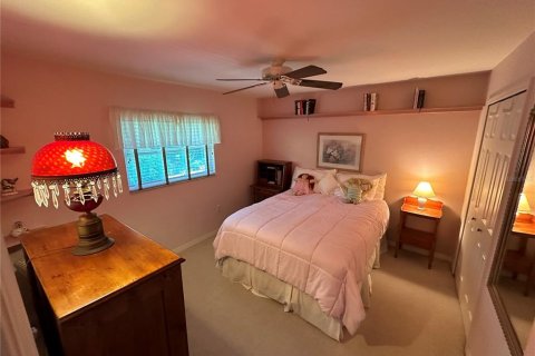 House in Port Charlotte, Florida 4 bedrooms, 209.03 sq.m. № 1798571 - photo 22