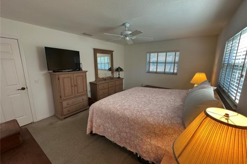 House in Port Charlotte, Florida 4 bedrooms, 209.03 sq.m. № 1798571 - photo 14