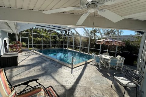 House in Port Charlotte, Florida 4 bedrooms, 209.03 sq.m. № 1798571 - photo 28