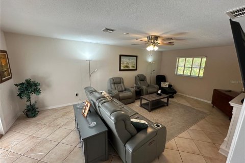 House in Port Charlotte, Florida 4 bedrooms, 209.03 sq.m. № 1798571 - photo 10