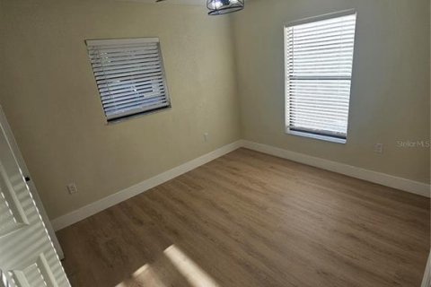 House in Bronson, Florida 2 bedrooms, 106.28 sq.m. № 1619492 - photo 9