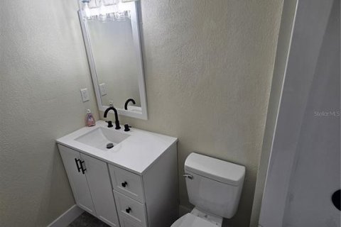 House in Bronson, Florida 2 bedrooms, 106.28 sq.m. № 1619492 - photo 10