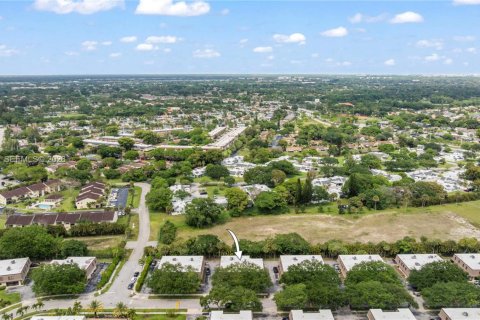 Touwnhouse à vendre à Boca Raton, Floride: 2 chambres, 123.75 m2 № 2090199 - photo 21