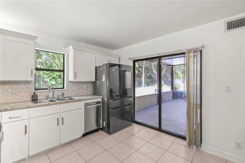 Touwnhouse à vendre à Boca Raton, Floride: 2 chambres, 123.75 m2 № 2090199 - photo 6