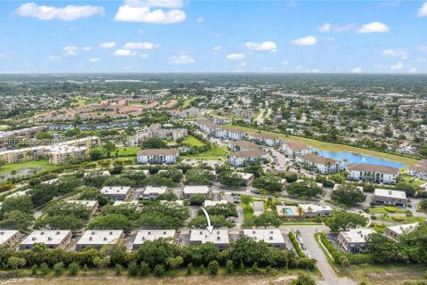 Touwnhouse à vendre à Boca Raton, Floride: 2 chambres, 123.75 m2 № 2090199 - photo 24