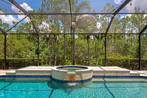 House in Bradenton, Florida 3 bedrooms, 275.36 sq.m. № 2258595 - photo 3