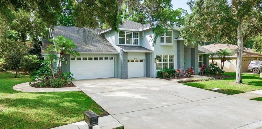 Villa ou maison à Palm Harbor, Floride 4 chambres, 267.37 m2 № 2147678