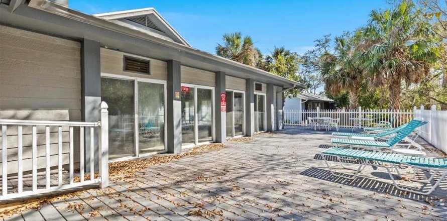 Condo in Tarpon Springs, Florida, 2 bedrooms  № 1733303