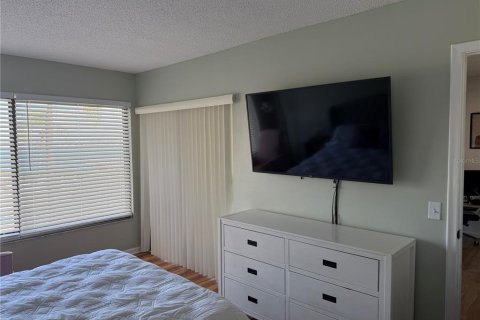 Condominio en alquiler en Saint Petersburg, Florida, 2 dormitorios, 82.68 m2 № 1723136 - foto 13