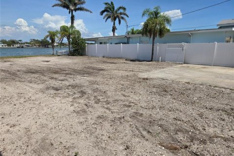 Land in Indian Rocks Beach, Florida № 1849701 - photo 12