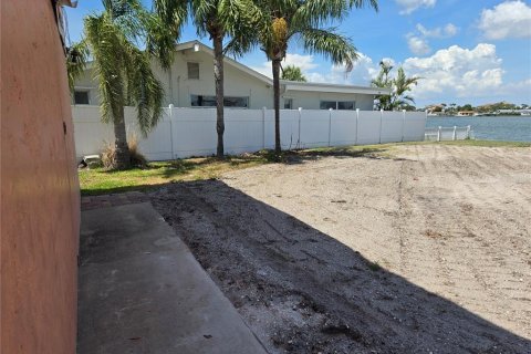Land in Indian Rocks Beach, Florida № 1849701 - photo 8