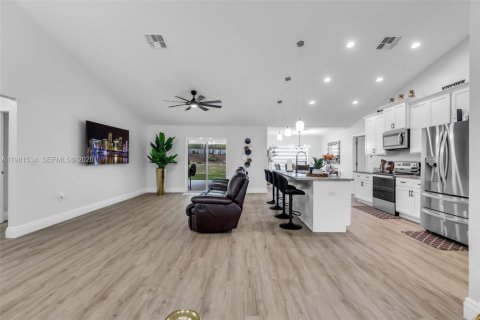 Villa ou maison à vendre à Ocala, Floride: 3 chambres, 159.23 m2 № 2049185 - photo 6