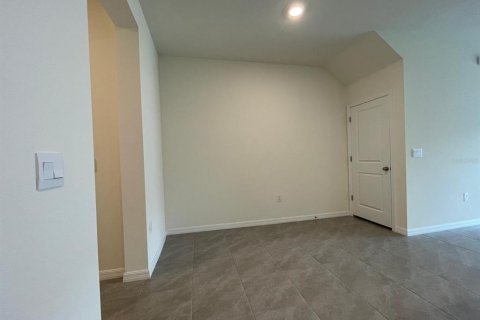 Townhouse in Wesley Chapel, Florida 3 bedrooms, 155.43 sq.m. № 2198839 - photo 19