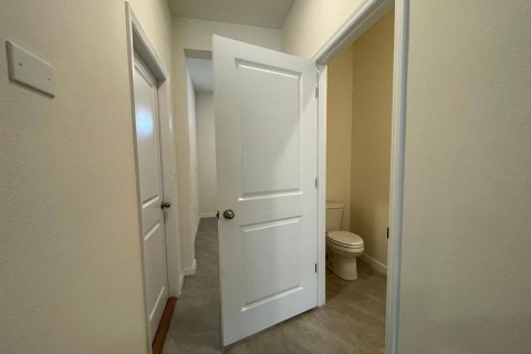 Townhouse in Wesley Chapel, Florida 3 bedrooms, 155.43 sq.m. № 2198839 - photo 18