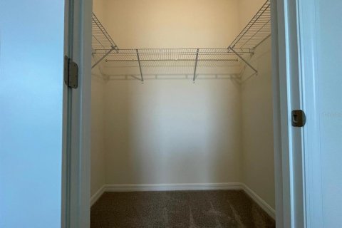 Townhouse in Wesley Chapel, Florida 3 bedrooms, 155.43 sq.m. № 2198839 - photo 26