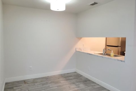 Condo in Tampa, Florida, 2 bedrooms  № 2228132 - photo 5