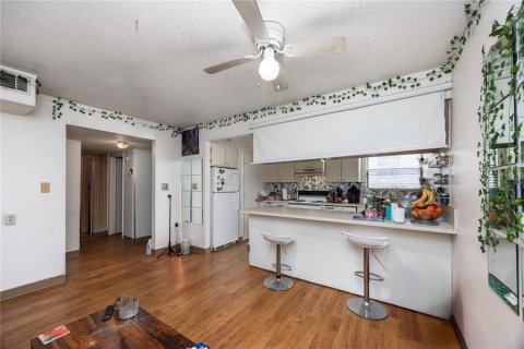 Condominio en venta en Gainesville, Florida, 2 dormitorios, 81.38 m2 № 1587451 - foto 10
