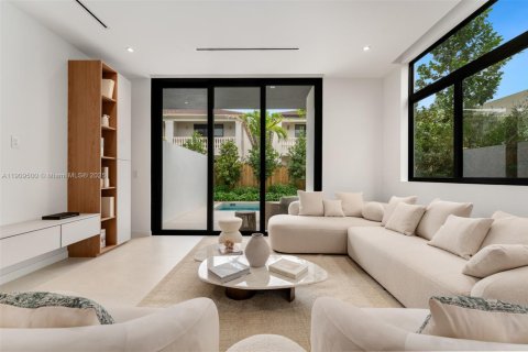 Casa en venta en Miami, Florida, 3 dormitorios, 189.33 m2 № 1966114 - foto 6