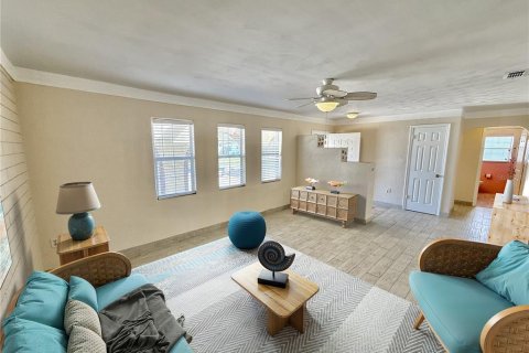 House in Flagler Beach, Florida 3 bedrooms, 239.69 sq.m. № 1537653 - photo 13