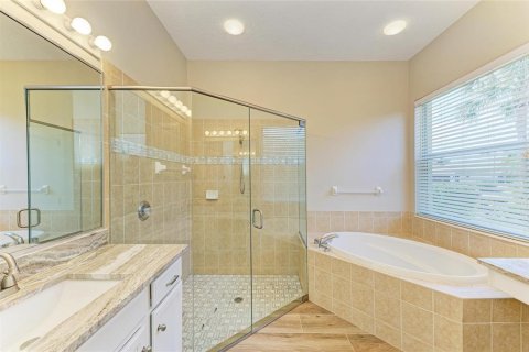 House in Bradenton, Florida 3 bedrooms, 200.85 sq.m. № 1781159 - photo 28