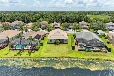 House in Bradenton, Florida 3 bedrooms, 200.85 sq.m. № 1781159 - photo 4