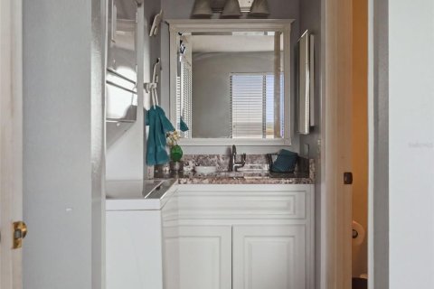 Condo in Hudson, Florida, 2 bedrooms  № 2406778 - photo 23