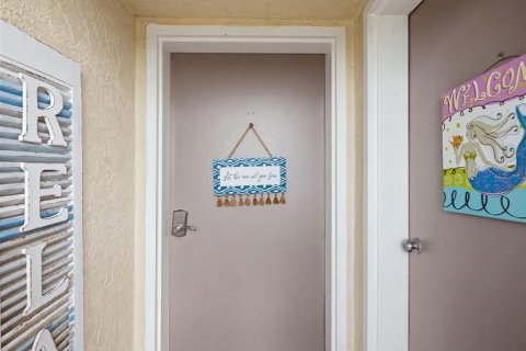 Condo in Hudson, Florida, 2 bedrooms  № 2406778 - photo 3
