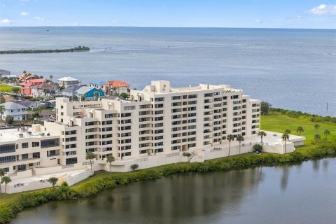 Condo in Hudson, Florida, 2 bedrooms  № 2406778 - photo 2