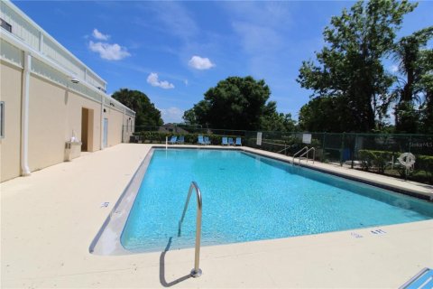 Villa ou maison à vendre à Tavares, Floride: 3 chambres, 140.47 m2 № 1717609 - photo 2