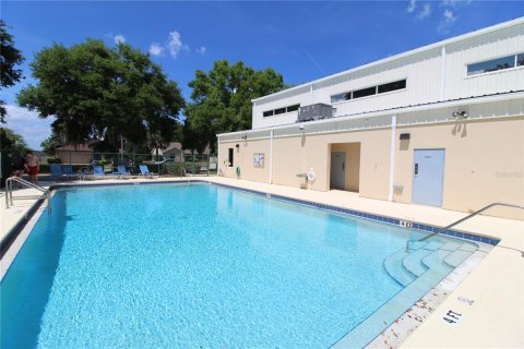 Villa ou maison à vendre à Tavares, Floride: 3 chambres, 140.47 m2 № 1717609 - photo 3