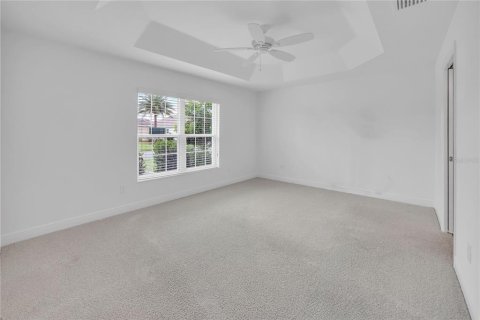 House in The Villages, Florida 3 bedrooms, 191.01 sq.m. № 1911015 - photo 29