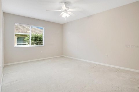 House in DeBary, Florida 3 bedrooms, 219.81 sq.m. № 1749454 - photo 24