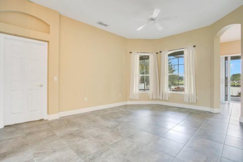 House in DeBary, Florida 3 bedrooms, 219.81 sq.m. № 1749454 - photo 5