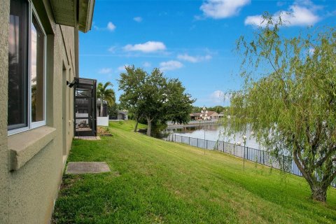 House in DeBary, Florida 3 bedrooms, 219.81 sq.m. № 1749454 - photo 30