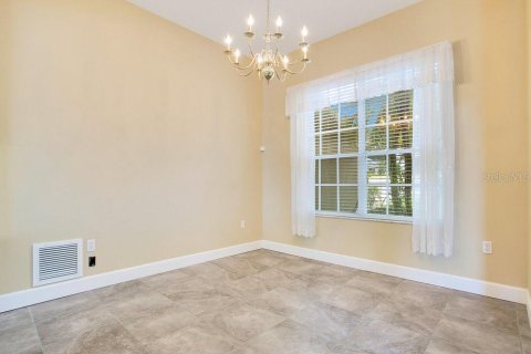 House in DeBary, Florida 3 bedrooms, 219.81 sq.m. № 1749454 - photo 7