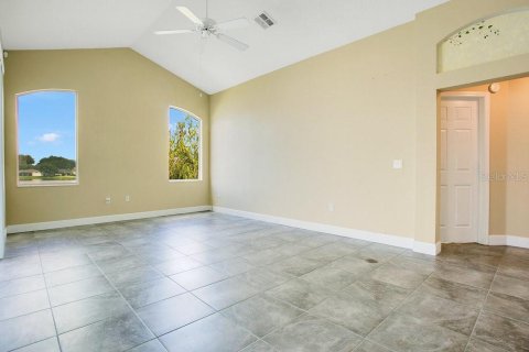 House in DeBary, Florida 3 bedrooms, 219.81 sq.m. № 1749454 - photo 11