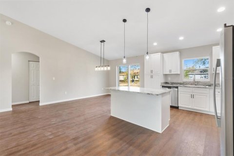 Casa en alquiler en Belleview, Florida, 3 dormitorios, 158.86 m2 № 1906860 - foto 13