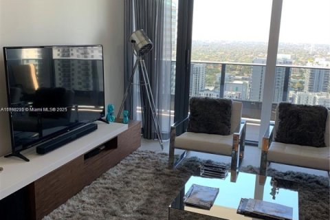 Condominio en venta en Miami, Florida, 1 dormitorio, 61.78 m2 № 1867523 - foto 8