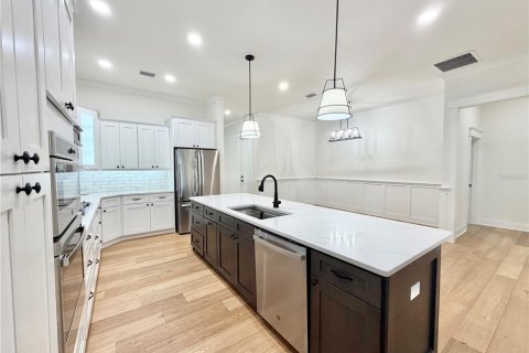 Casa en venta en Gainesville, Florida, 4 dormitorios, 191.29 m2 № 2318571 - foto 8