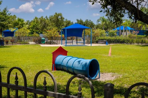 Casa en alquiler en Lakewood Ranch, Florida, 2 dormitorios, 107.4 m2 № 1828608 - foto 26