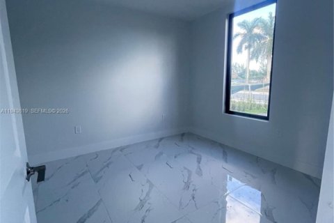 Casa en venta en Florida City, Florida, 3 dormitorios № 2000606 - foto 4