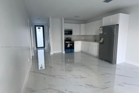 Casa en venta en Florida City, Florida, 3 dormitorios № 2000606 - foto 13