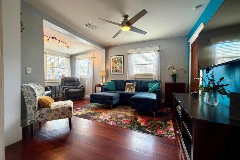 Casa en venta en Tampa, Florida, 4 dormitorios, 163.32 m2 № 2239860 - foto 15
