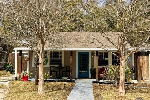 Casa en venta en Tampa, Florida, 4 dormitorios, 163.32 m2 № 2239860 - foto 2